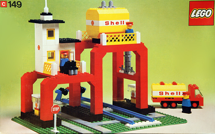Lego 149 Fuel Refinery